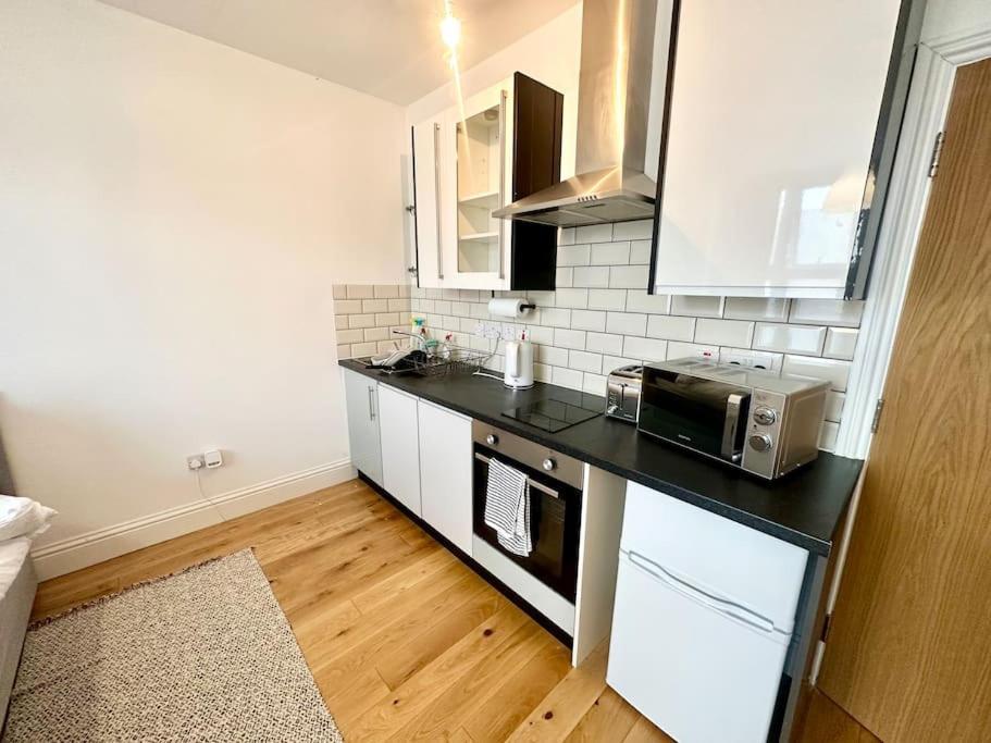 Se4, Self Contained Studio Flat. Лондон Екстер'єр фото